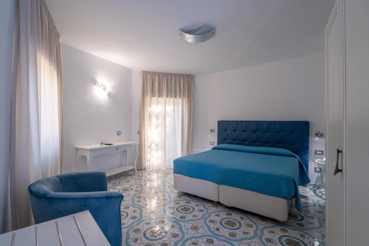 Park Hotel Villa Maria San Menaio Exterior photo
