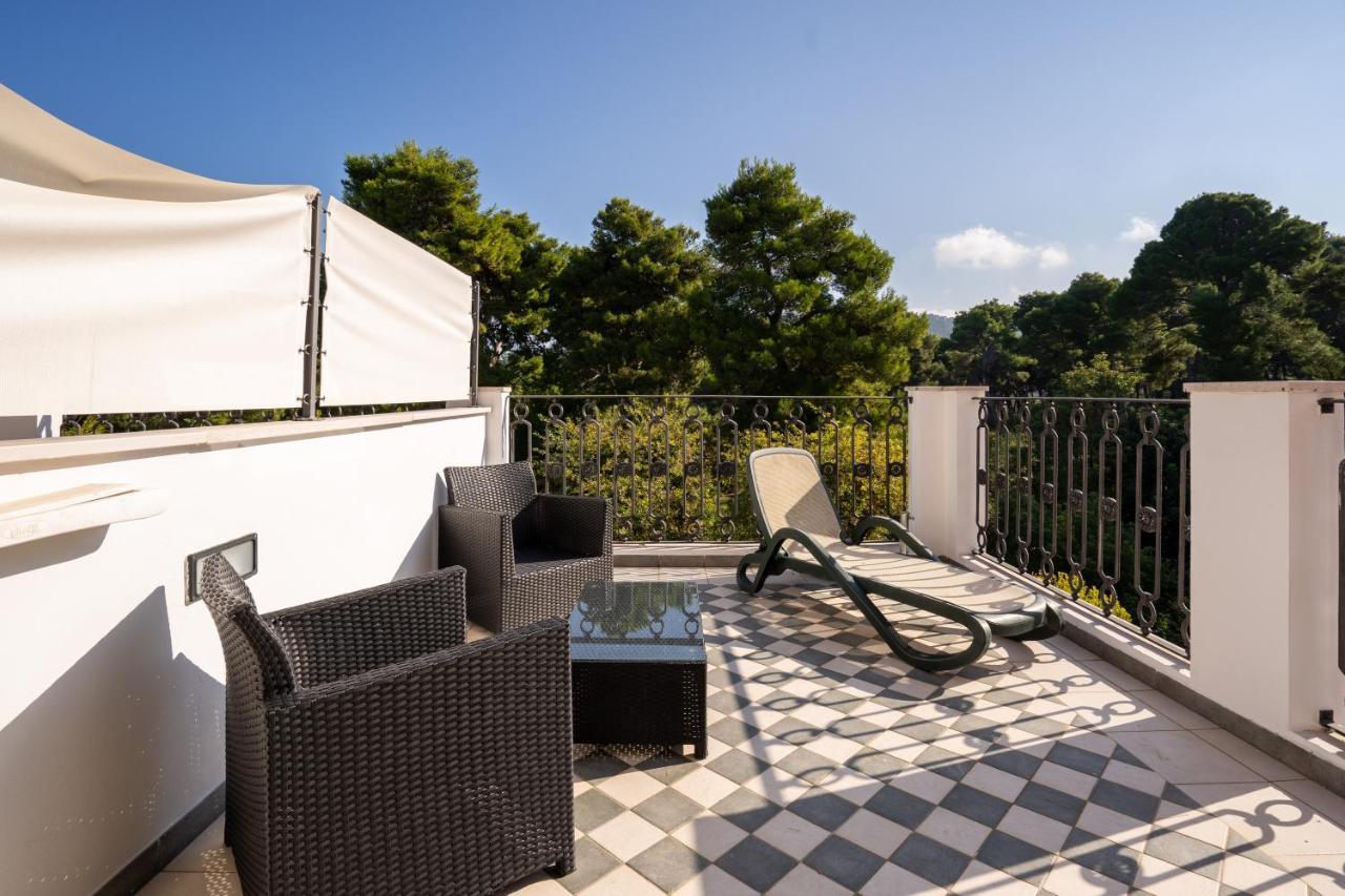 Park Hotel Villa Maria San Menaio Exterior photo