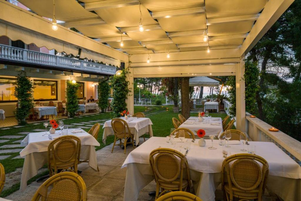 Park Hotel Villa Maria San Menaio Exterior photo